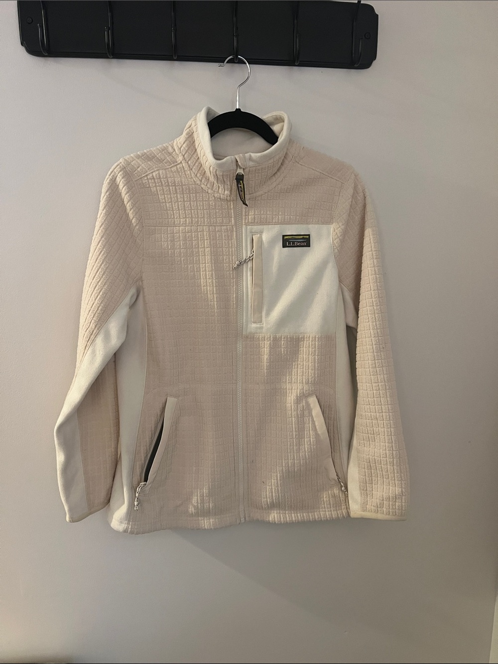 L.L. Bean Women's Mountain Classic Windproof Fleece Jacket in natural/bone